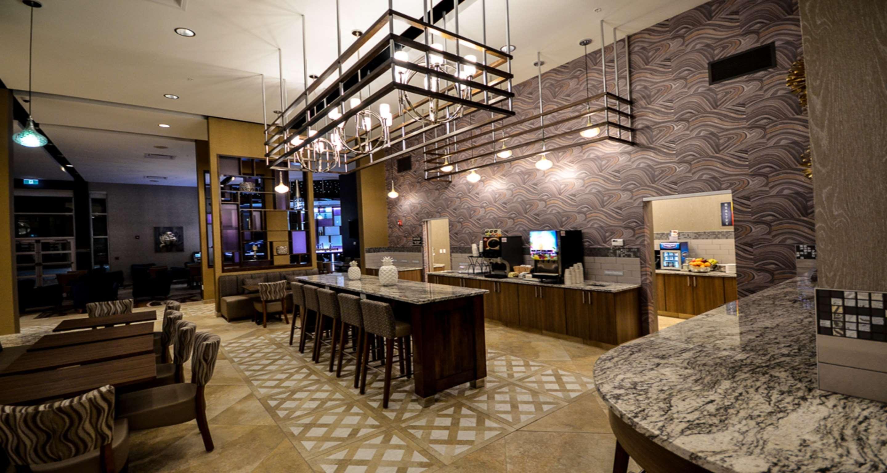 Best Western Plus St. John'S Airport Hotel And Suites Bagian luar foto