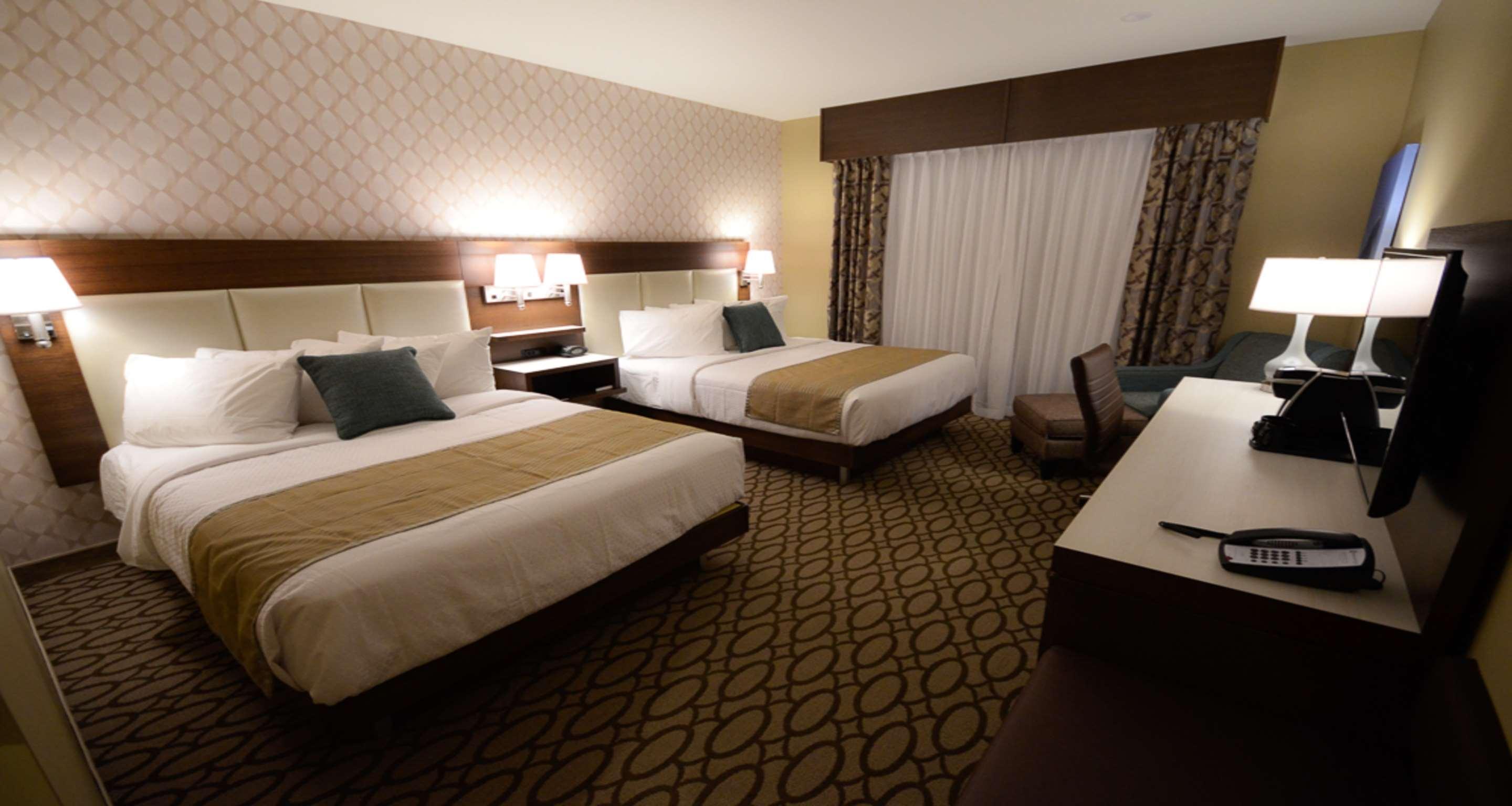 Best Western Plus St. John'S Airport Hotel And Suites Bagian luar foto