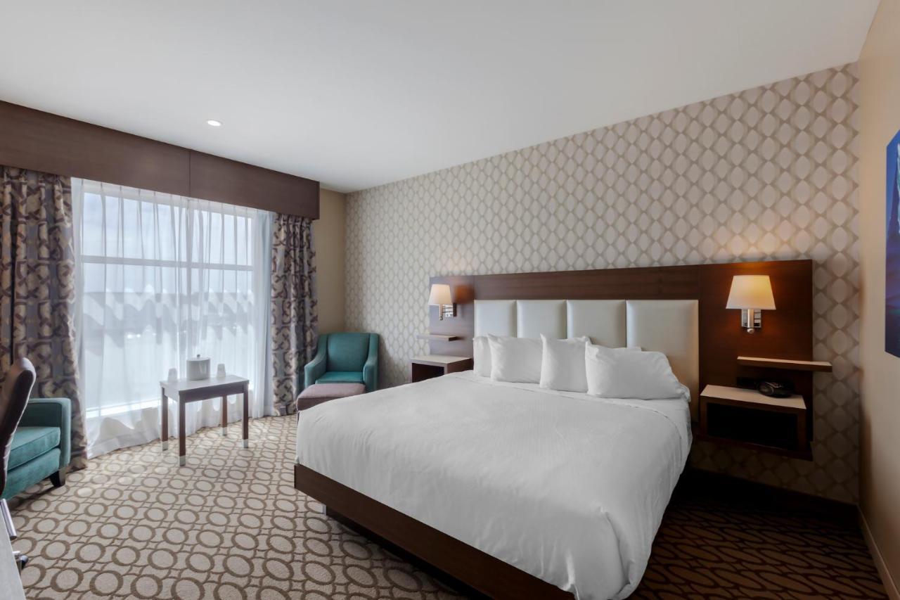Best Western Plus St. John'S Airport Hotel And Suites Bagian luar foto